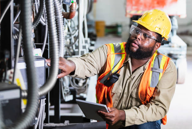 Best Affordable Emergency Electrician  in Manistee, MI